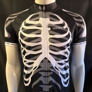 Awesome mens XL Spakct cycling jersey skeleton pattern